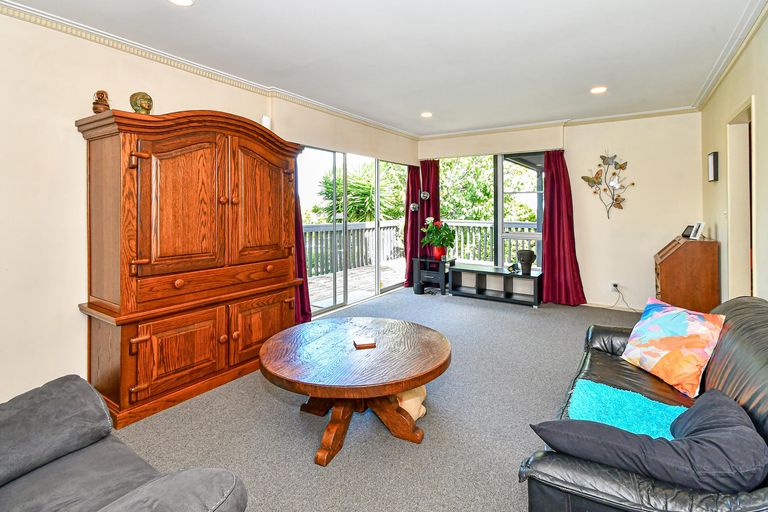 Photo of property in 51 Mack Place, Red Hill, Papakura, 2110