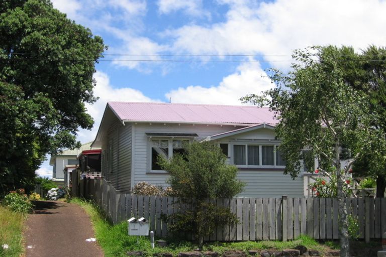 Photo of property in 8 Alverston Street, Waterview, Auckland, 1026
