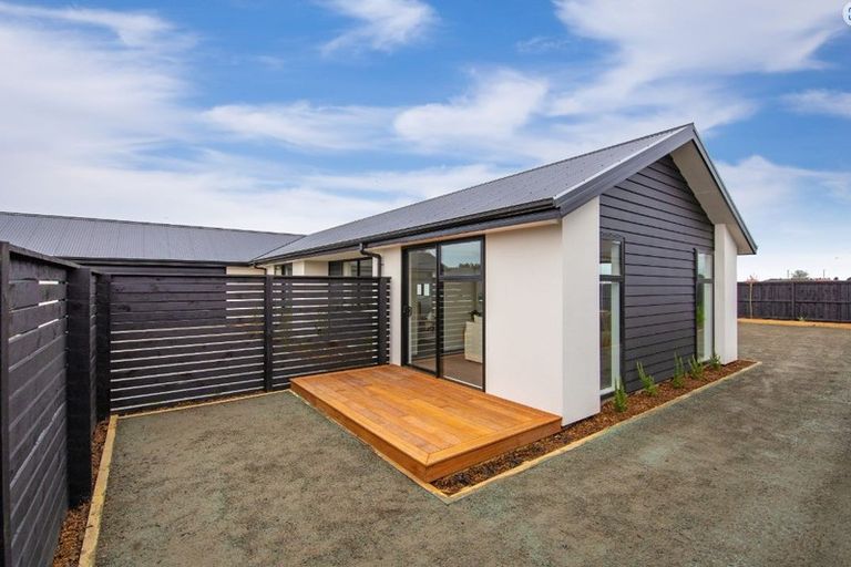 Photo of property in 12 Harrison Drive, Tikipunga, 0112