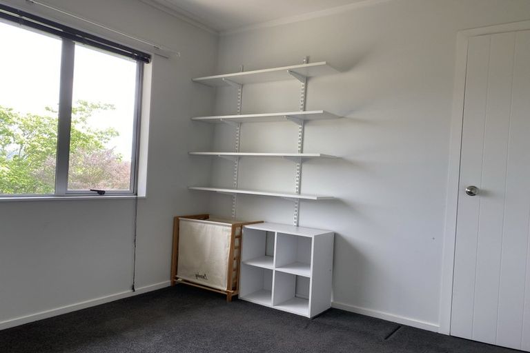 Photo of property in 8 Phillip Avenue, Glen Eden, Auckland, 0602