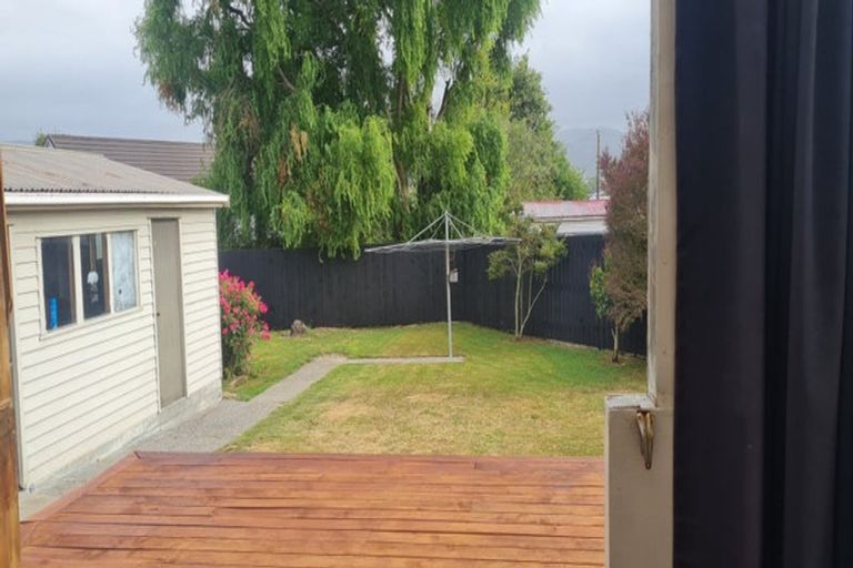 Photo of property in 2 Feist Street, Naenae, Lower Hutt, 5011