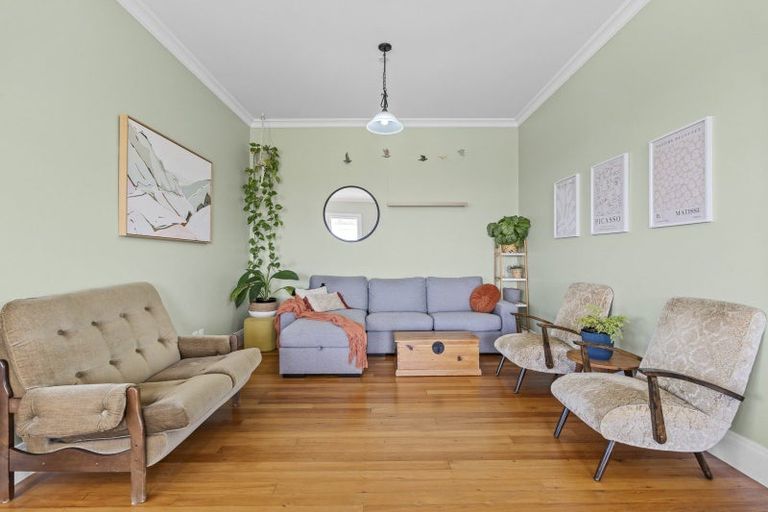 Photo of property in 79 Lincoln Road East, Everett Park, Inglewood, 4389