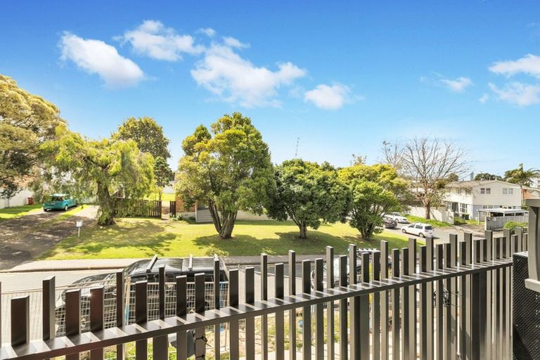 Photo of property in 104/2 Ko Street, Northcote, Auckland, 0627