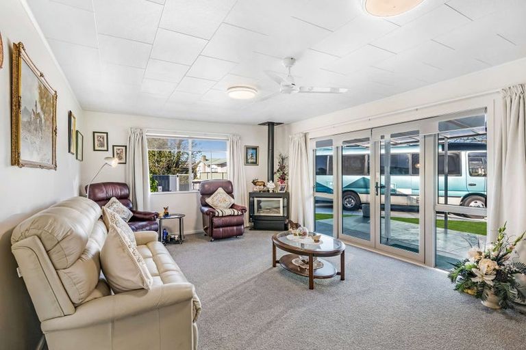 Photo of property in 22 Glamorgan Avenue, Tamatea, Napier, 4112