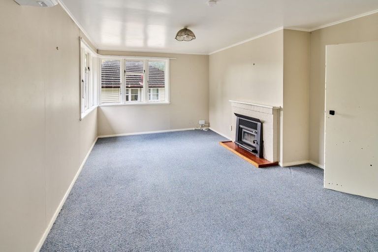 Photo of property in 14 Boyd Grove, Naenae, Lower Hutt, 5011