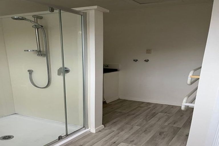 Photo of property in 1/73a Garreg Road, Bryndwr, Christchurch, 8052