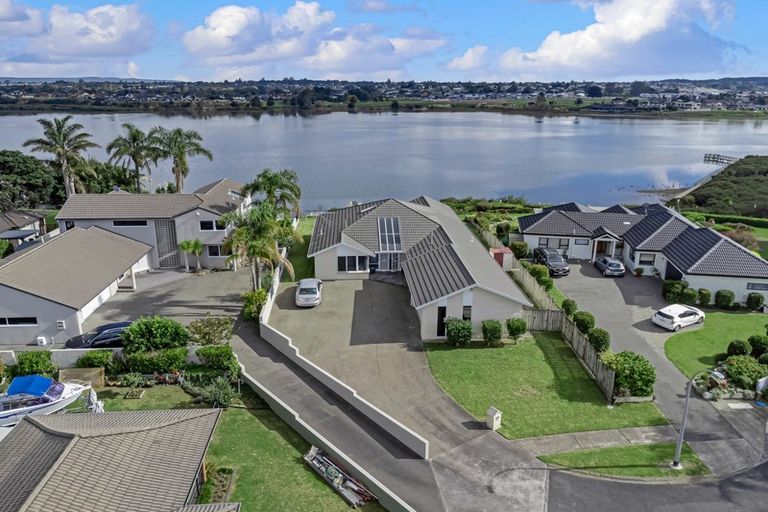 Photo of property in 10 Tytus Place, Conifer Grove, Takanini, 2112