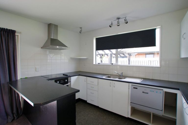 Photo of property in 2a Nikau Drive, Redwoodtown, Blenheim, 7201