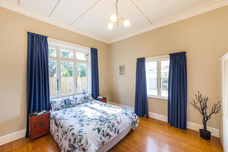 Photo of property in 92 Wood Street, Takaro, Palmerston North, 4410