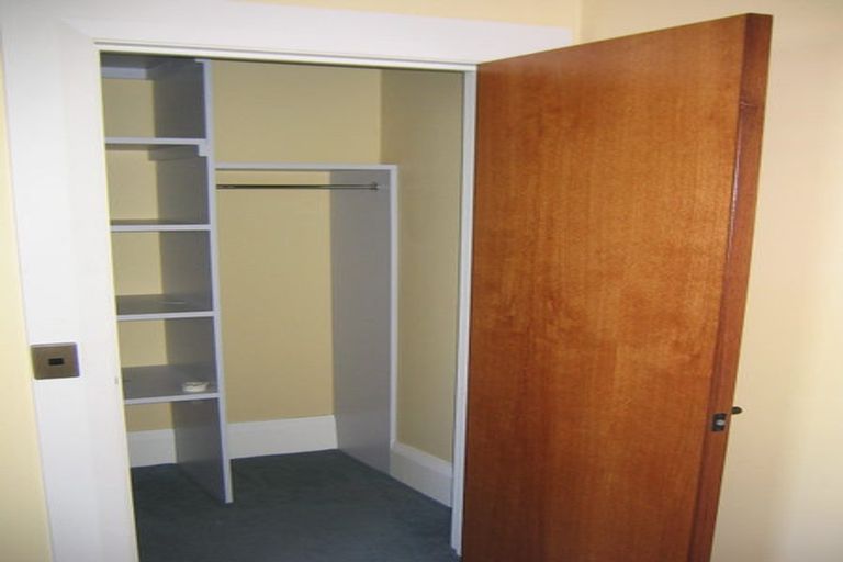 Photo of property in Dominion Apartments, 27/80 Victoria Street, Wellington Central, Wellington, 6011