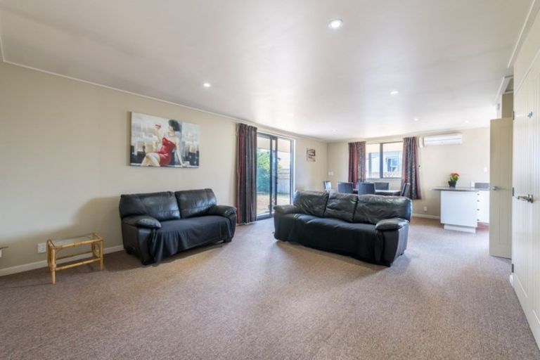 Photo of property in 62d Carlyle Road, Mosgiel, 9024