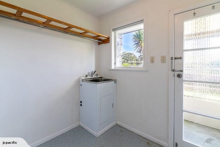 Photo of property in 23 Glen Alton Avenue, Paparangi, Wellington, 6037