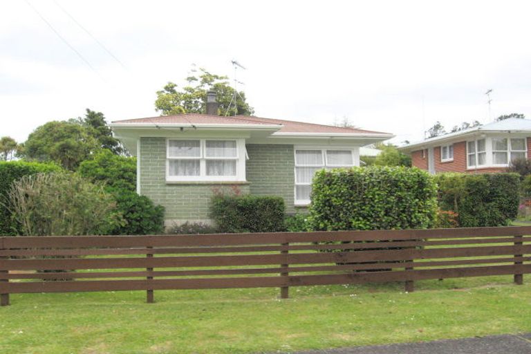 Photo of property in 3 Royston Street, Rosehill, Papakura, 2113