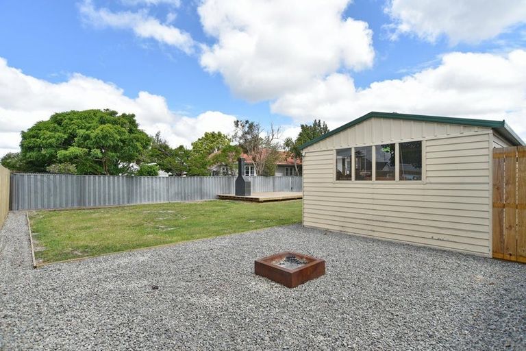 Photo of property in 4 Lindon Street, Rangiora, 7400