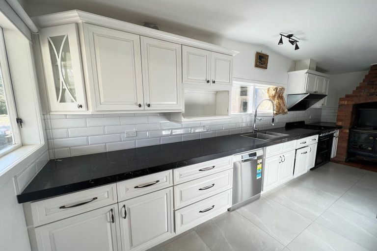 Photo of property in 76 Brookdale Road, Riverhead, Albany, 0793