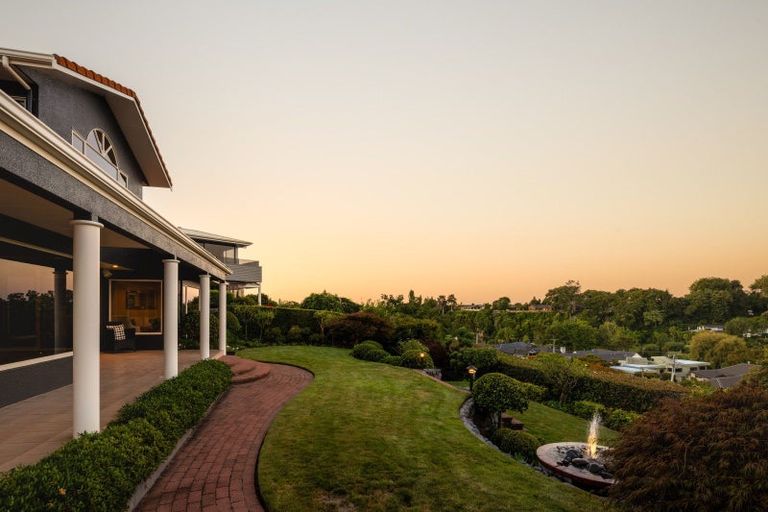 Photo of property in 48 Beerescourt Road, Beerescourt, Hamilton, 3200