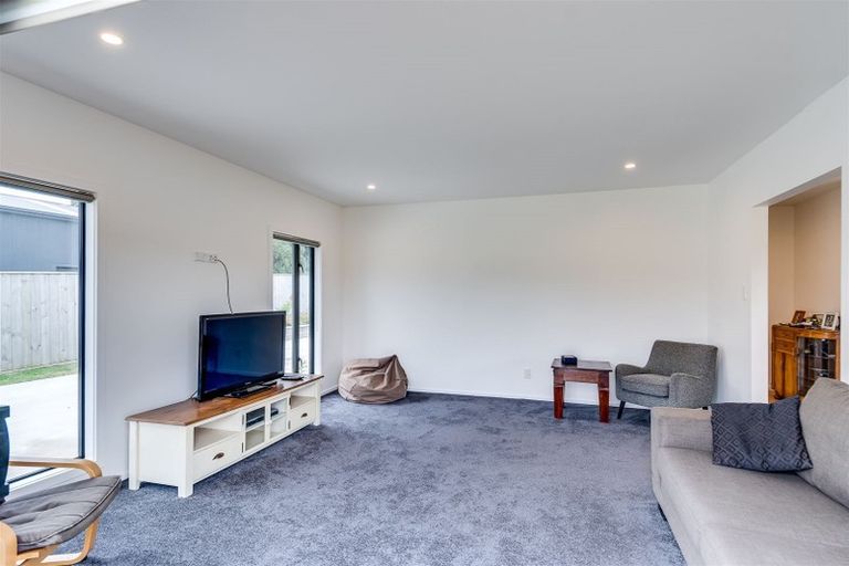Photo of property in 27 Pohutukawa Drive, Eskdale, Napier, 4182