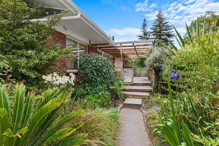 Photo of property in 602 Welcome Bay Road, Welcome Bay, Tauranga, 3175