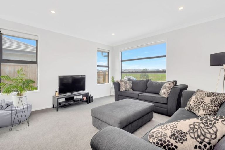 Photo of property in 19 Stevenson Drive, Papamoa, 3118