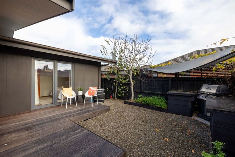 Photo of property in 9 Church Square, Addington, Christchurch, 8024