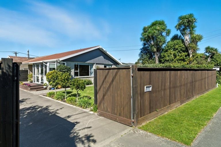 Photo of property in 6 Kennedys Bush Road, Halswell, Christchurch, 8025