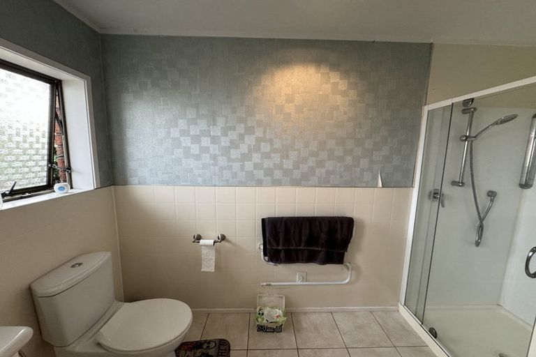 Photo of property in 124 Carnoustie Drive, Wattle Downs, Auckland, 2103