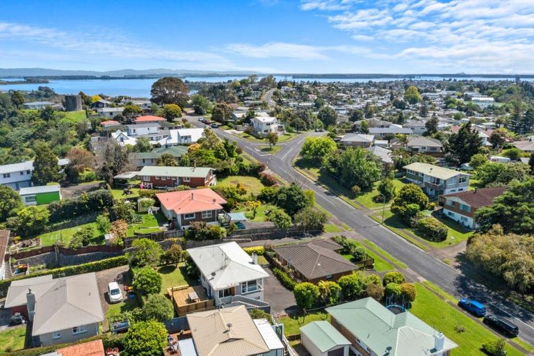 Photo of property in 38 The Drive, Brookfield, Tauranga, 3110