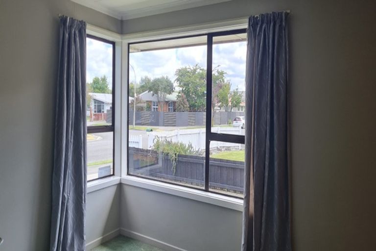 Photo of property in 55 Woolley Street, Avondale, Christchurch, 8061