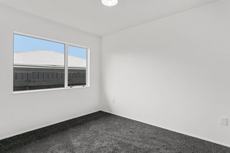 Photo of property in 2/42 Arthur Crescent, Hilltop, Taupo, 3330