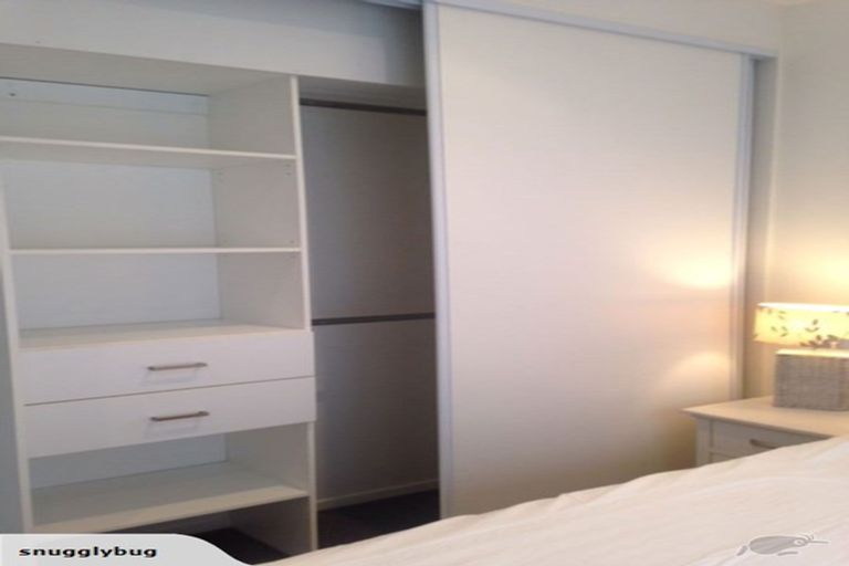 Photo of property in 1/2 Merwood Lane, Devonport, Auckland, 0624