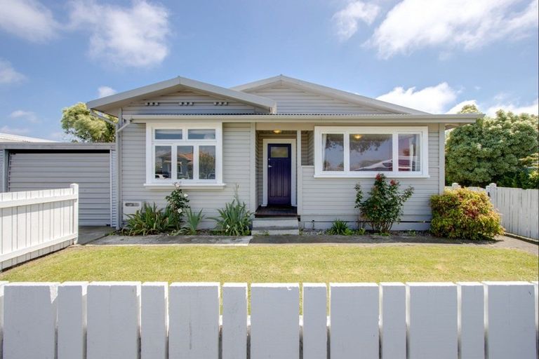 Photo of property in 101 Park Road South, Akina, Hastings, 4122