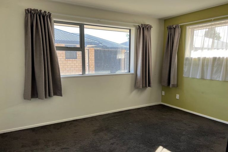 Photo of property in 40c Russley Road, Russley, Christchurch, 8042