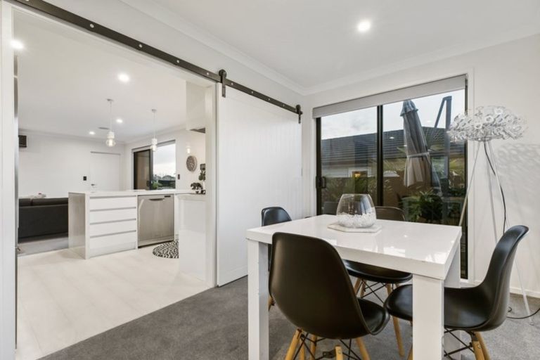 Photo of property in 92 Intrepid Crescent, Beachlands, Auckland, 2018