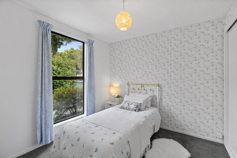 Photo of property in 28 Rubens Place, Burnside, Christchurch, 8053