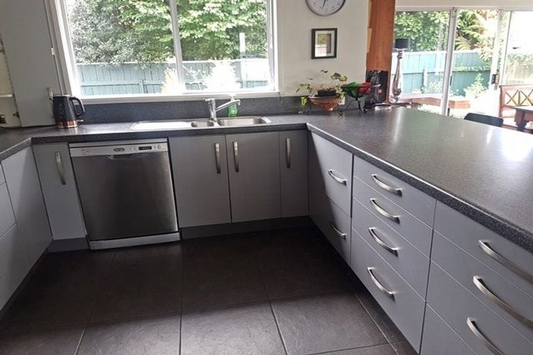 Photo of property in 79 Te Awe Awe Street, Hokowhitu, Palmerston North, 4410