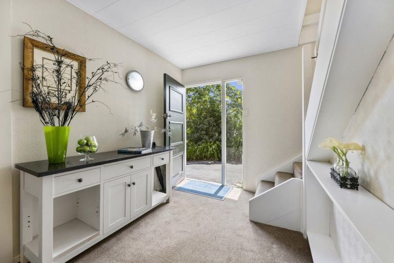 Photo of property in 26b Howard Street, Macandrew Bay, Dunedin, 9014