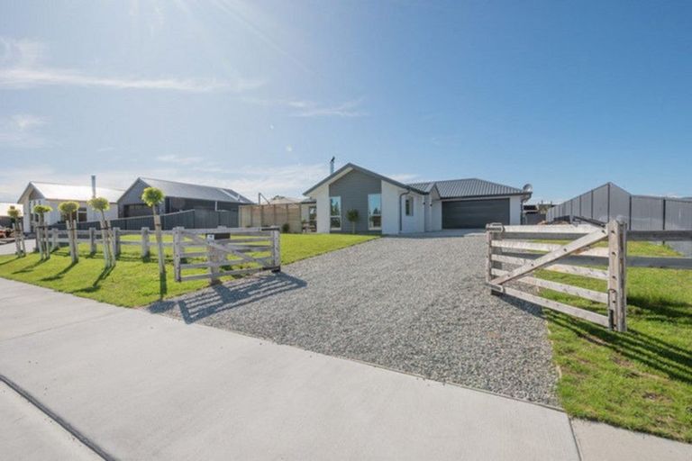 Photo of property in 48 Larch Crescent, Alexandra, 9320