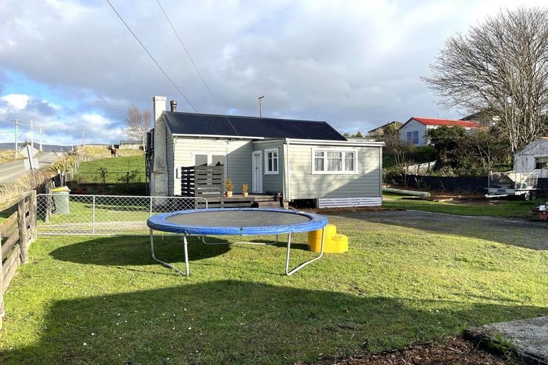 Photo of property in 1 Allan Street, Waiwera South, Clinton, 9584