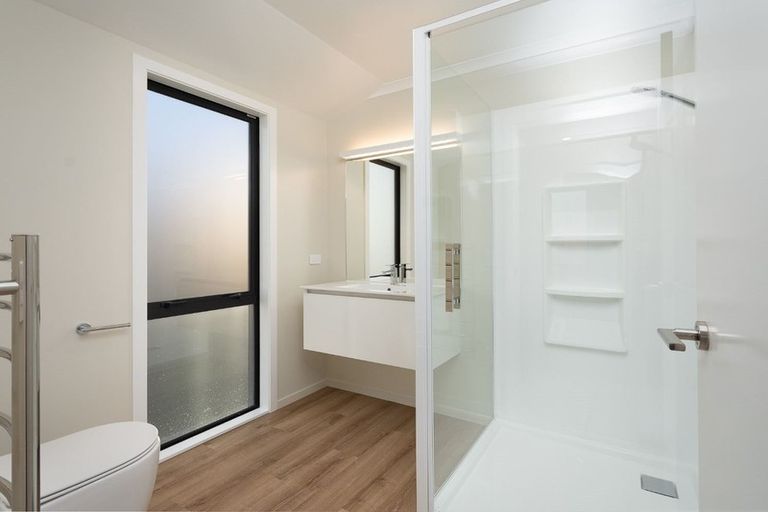 Photo of property in 28 Rose Manor Drive, Springlands, Blenheim, 7201