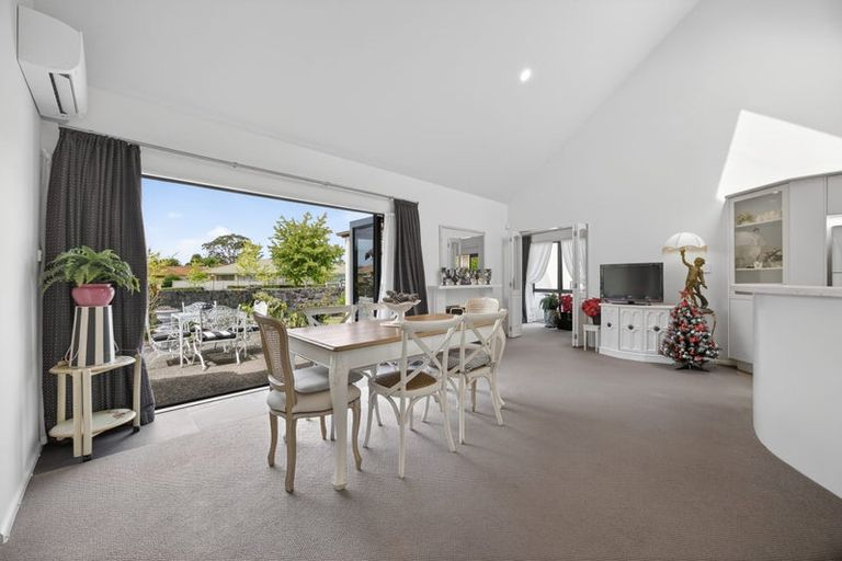 Photo of property in 37 Starlight Cove, Hobsonville, Auckland, 0618