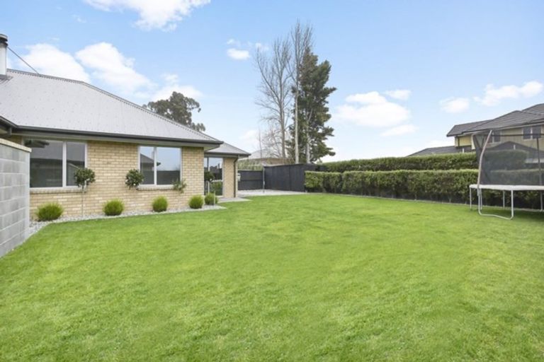 Photo of property in 9 Lloyds Close, Rolleston, 7614