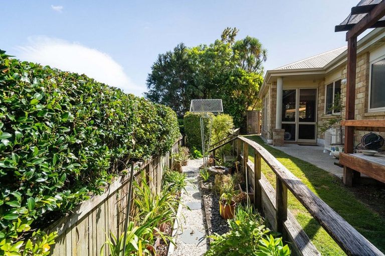 Photo of property in 2 Summerhaven Place, Ohauiti, Tauranga, 3112