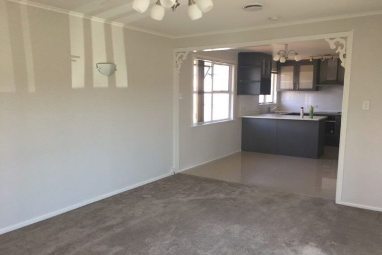 Photo of property in 14 Claymore Street, Manurewa, Auckland, 2102