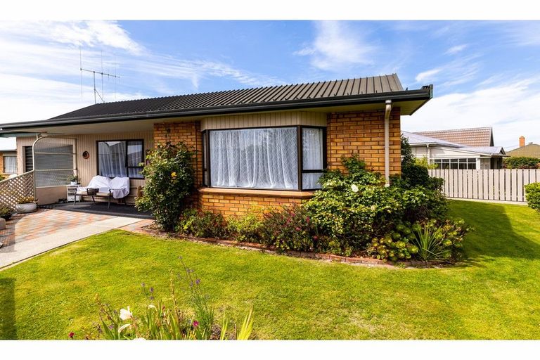 Photo of property in 1/89 Avenue Road, West End, Timaru, 7910