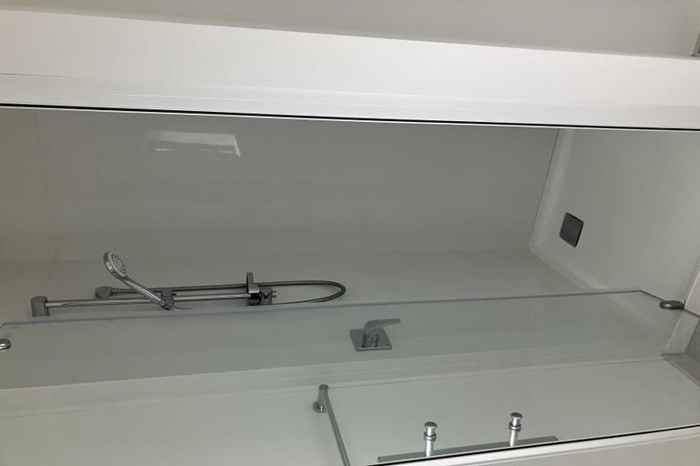 Photo of property in 15 Verlamio Lane, Edgeware, Christchurch, 8013