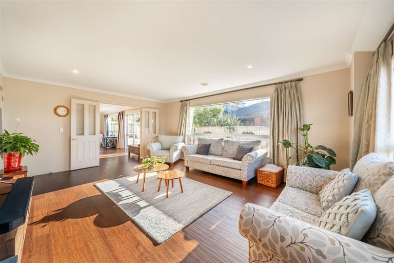 Photo of property in 12 Dusky Crescent, Aotea, Porirua, 5024