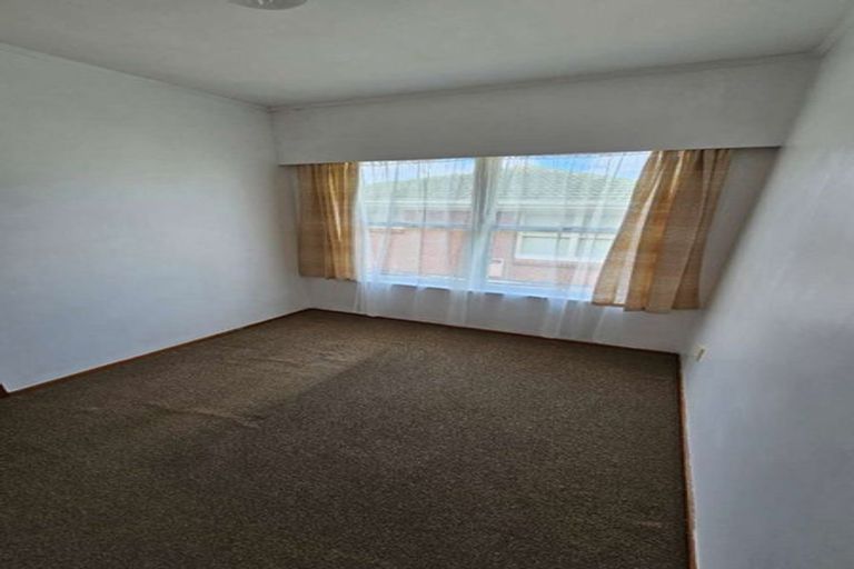 Photo of property in 1/4 Anne Road, Hillcrest, Auckland, 0627