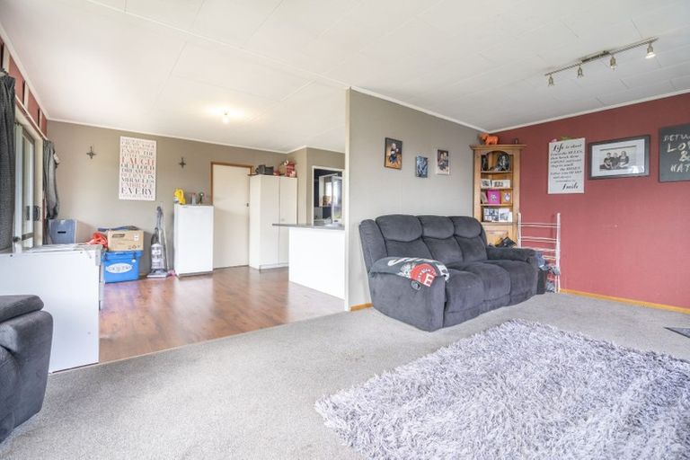 Photo of property in 35 Dunbeath Crescent, Kew, Invercargill, 9812