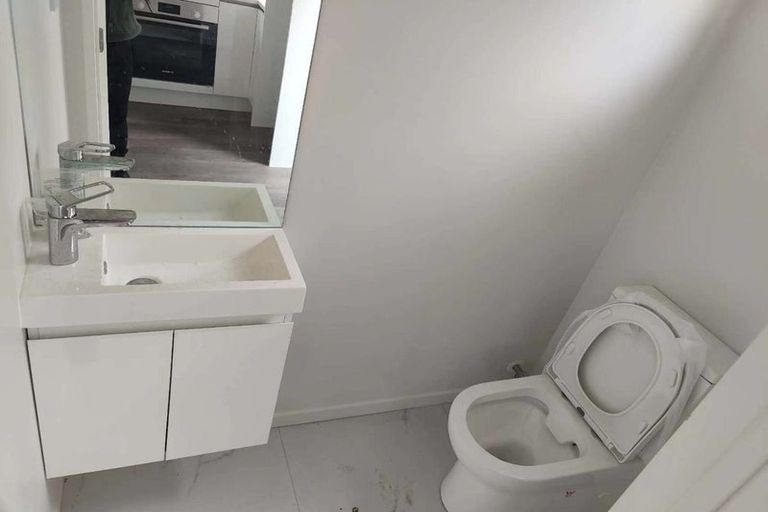 Photo of property in 9/16 William Roberts Road, Pakuranga, Auckland, 2010