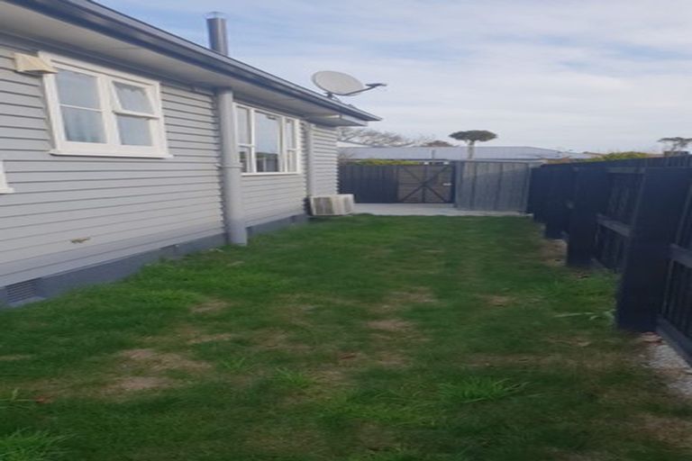 Photo of property in 121 Vagues Road, Northcote, Christchurch, 8052